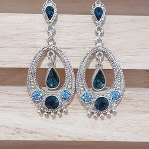 Vintage-Inspired 1928 Silver Tone Filigree With Dark And Light Blue Rhinestones